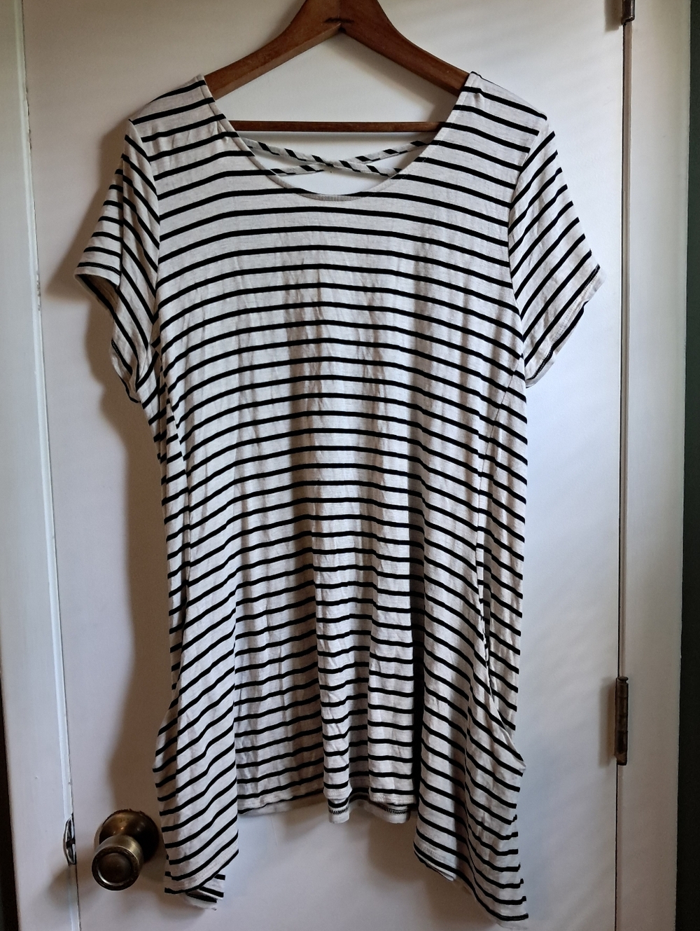 Maurices Striped Short Sleeve Women’s Tunic Top - Black & White